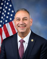 Photo of Gilbert Cisneros