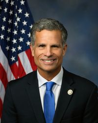 Photo of Daniel Meuser