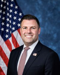 Photo of Ryan Mackenzie